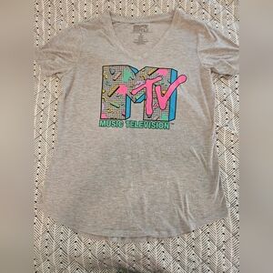 MTV Classic Logo Graphic Print Short Sleeve V neck Top